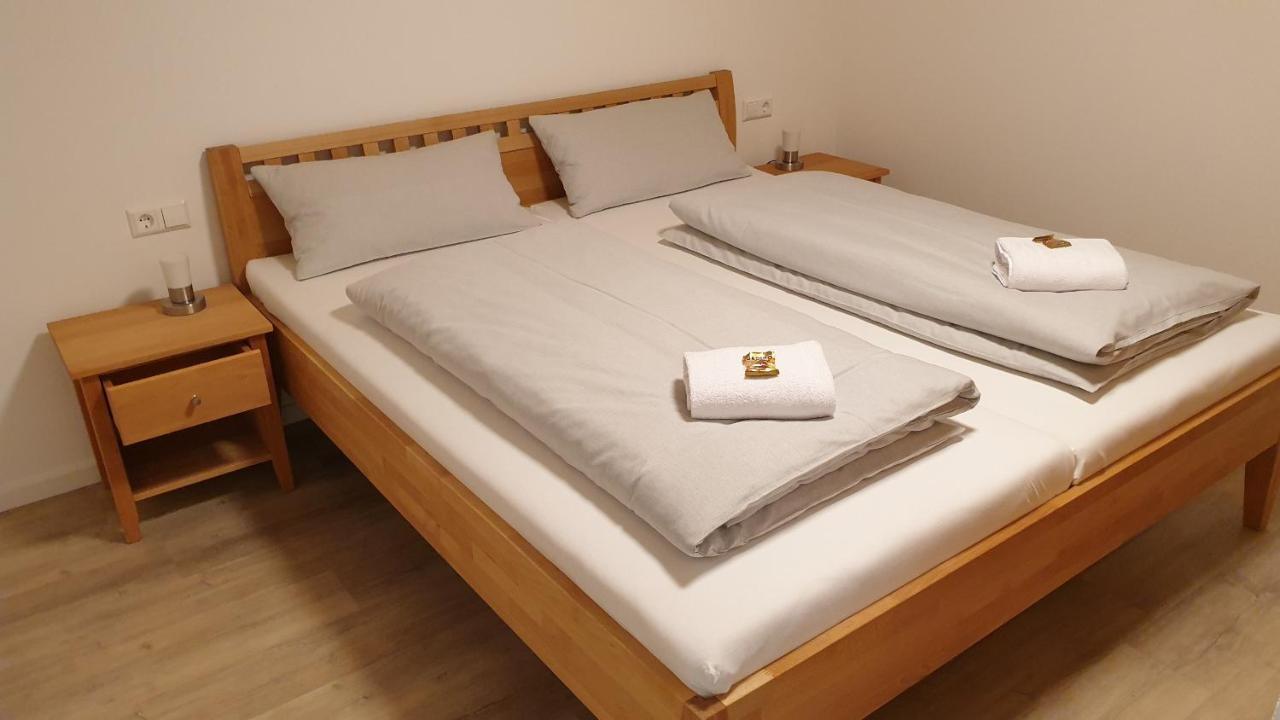 Ferienwohnung Und Pension Antje Ekert 울딘겐물호펜 외부 사진