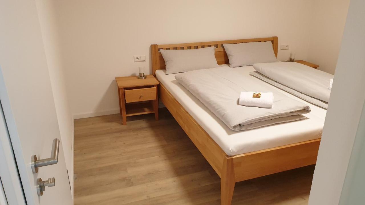 Ferienwohnung Und Pension Antje Ekert 울딘겐물호펜 외부 사진